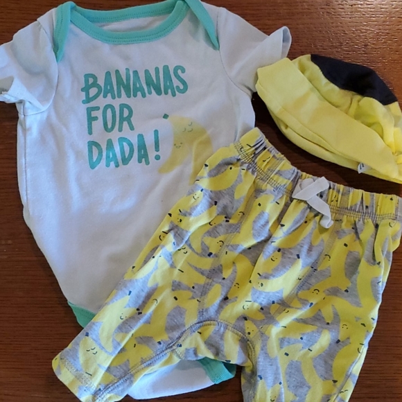 0-3 month clothing bundle - Picture 9 of 9